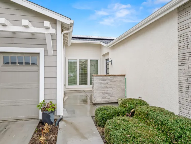 $525,000 | 336 East Tyler Court, Visalia, CA 93291