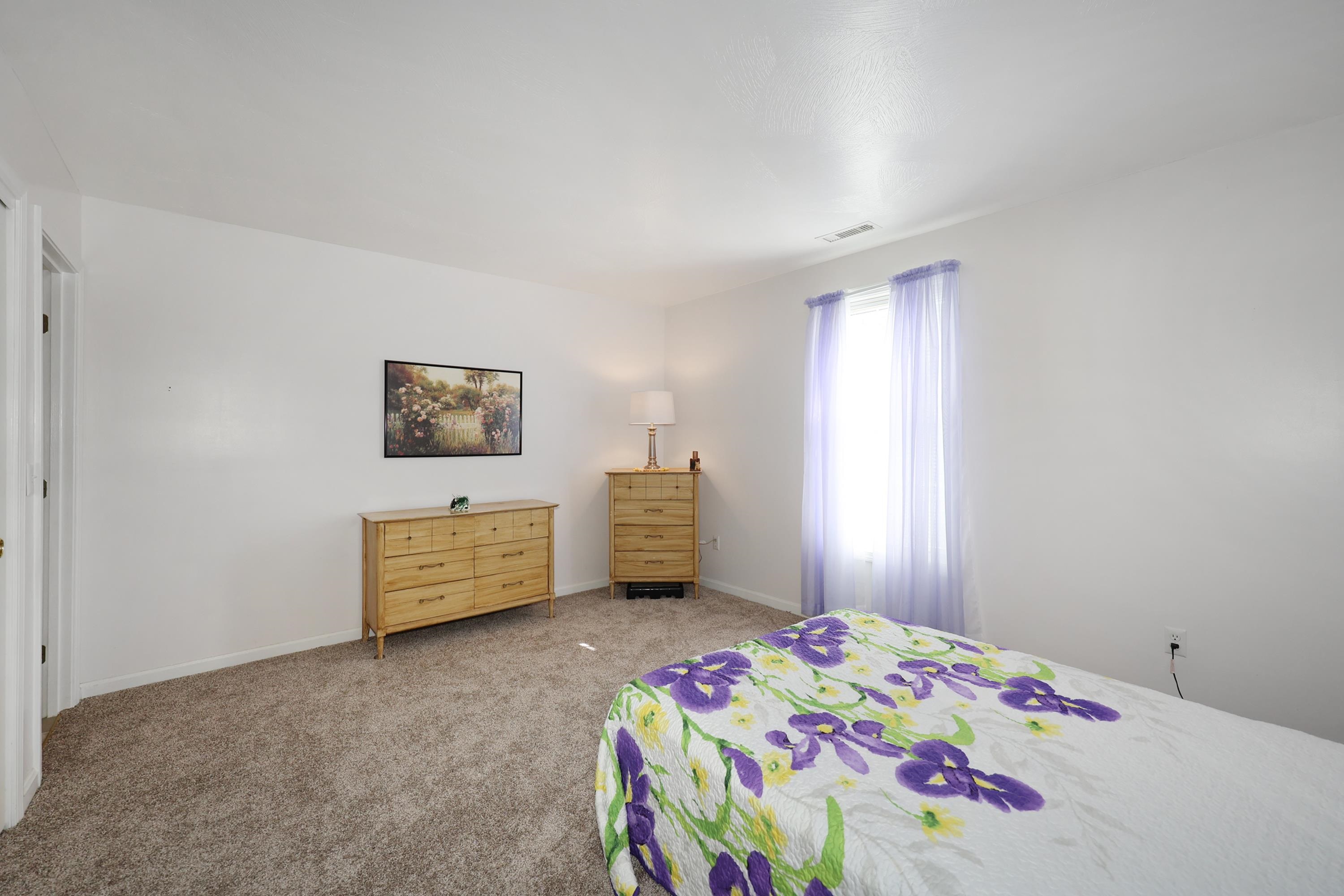 491 Mammoth Road, Unit 18 Londonderry, NH 03053 - Photo 17 of 23