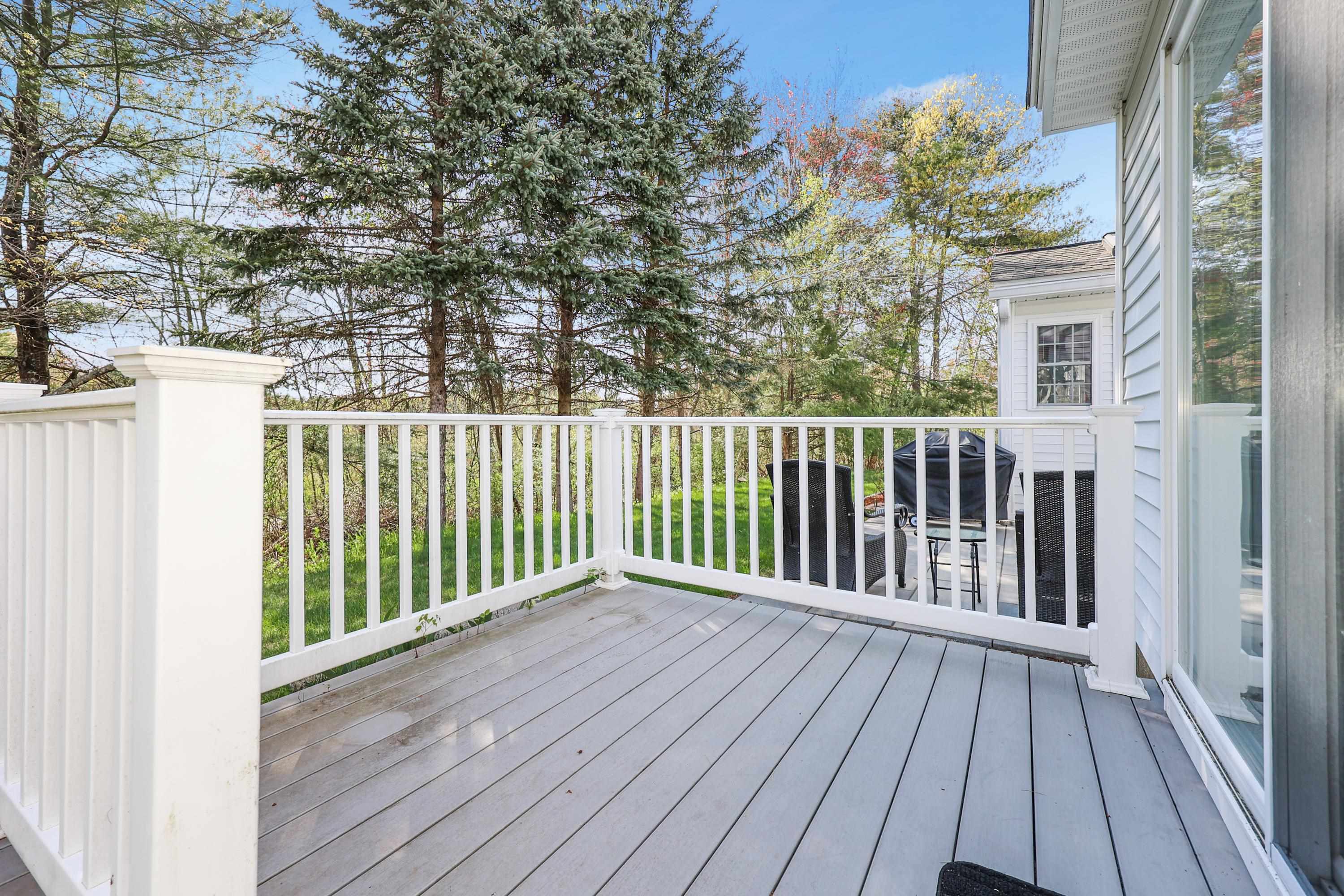 491 Mammoth Road, Unit 18 Londonderry, NH 03053 - Photo 22 of 23
