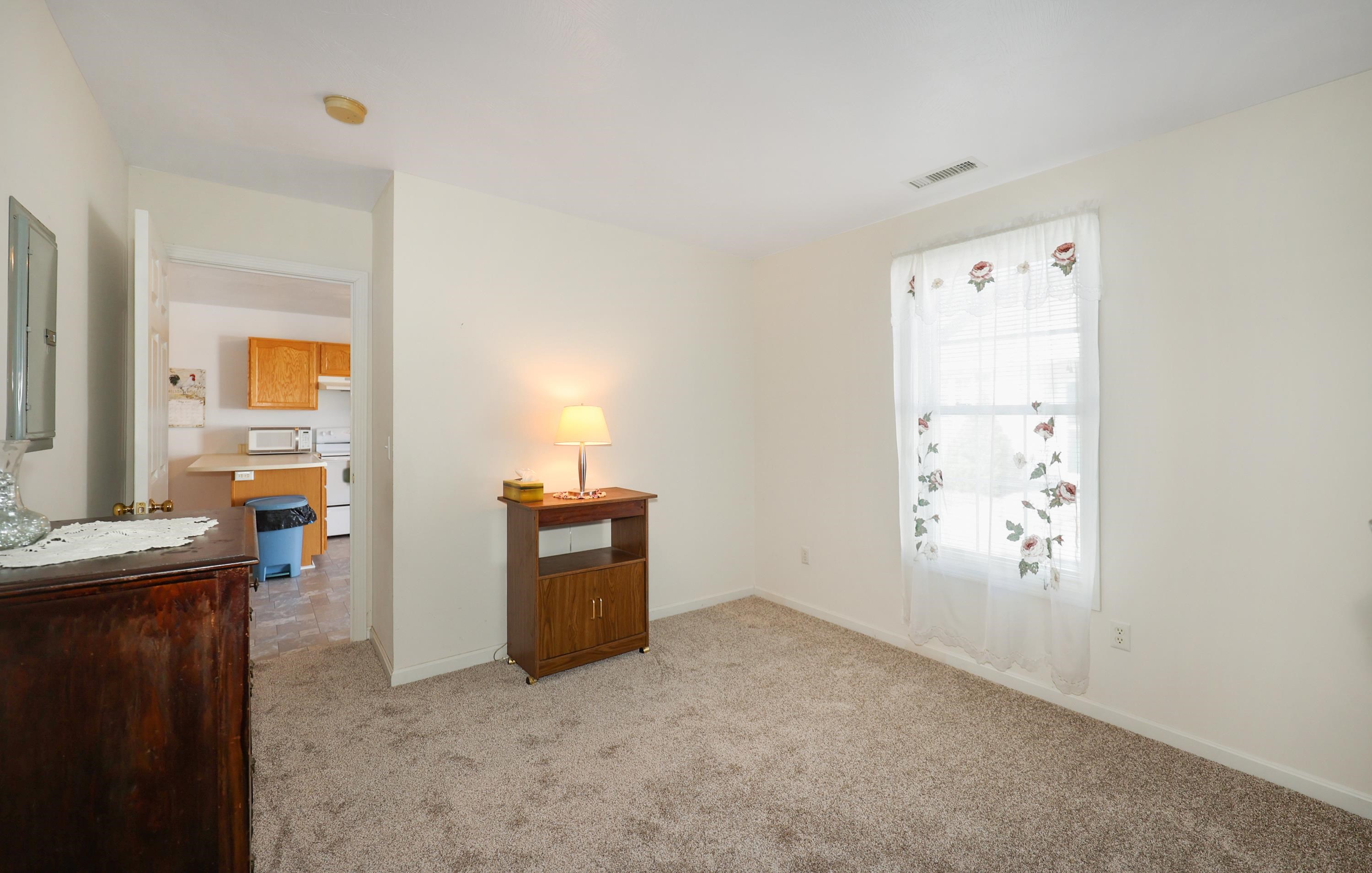491 Mammoth Road, Unit 18 Londonderry, NH 03053 - Photo 8 of 23