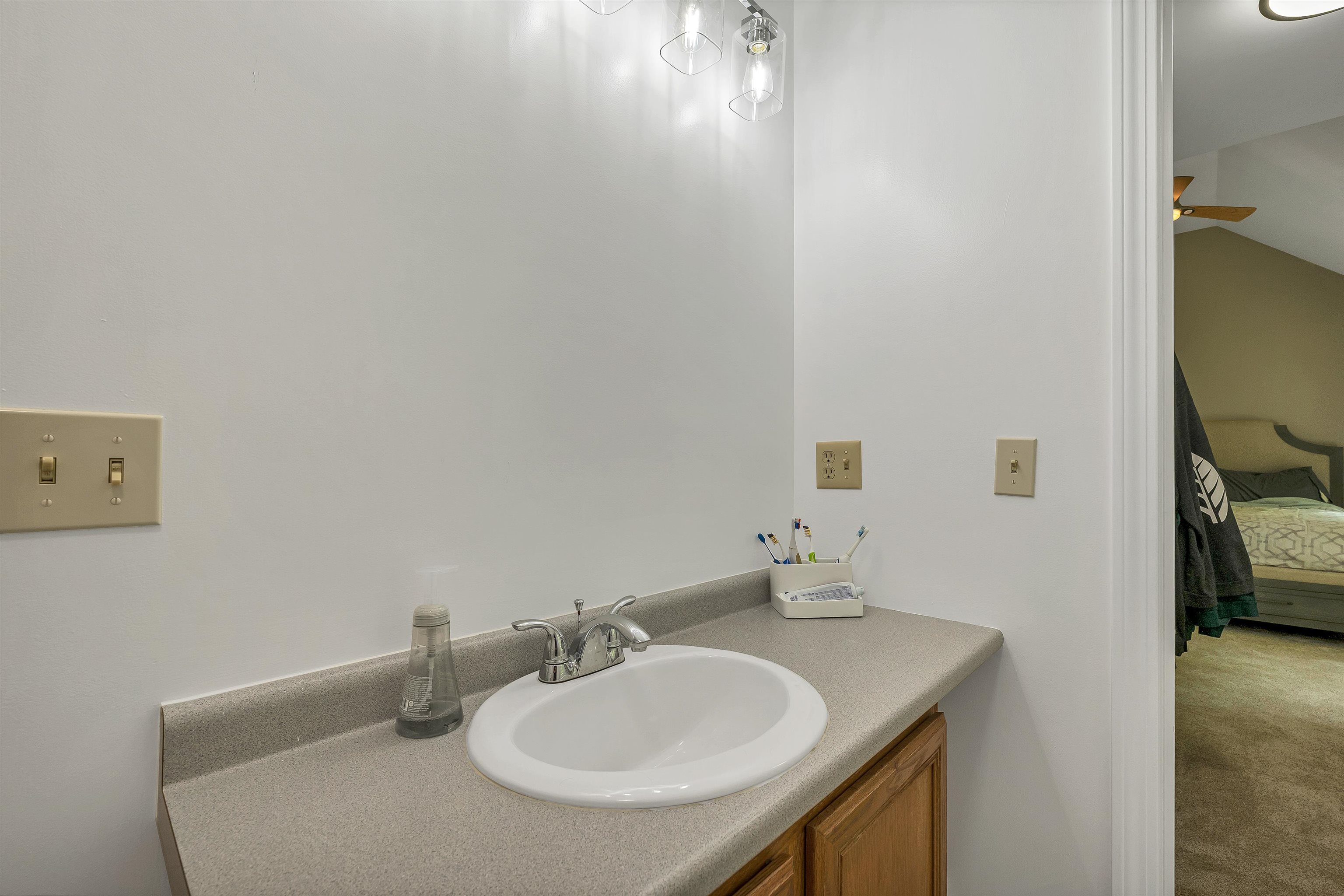 10 Edwin Lane Newmarket, NH 03857 - Photo 34 of 60