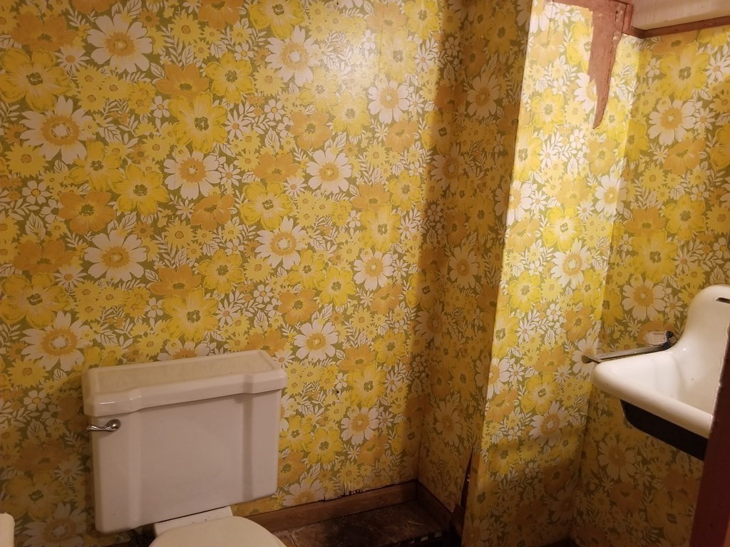 34 Landon Road Milton, MA 02186 - Photo 28 of 36 Gallery Image 28