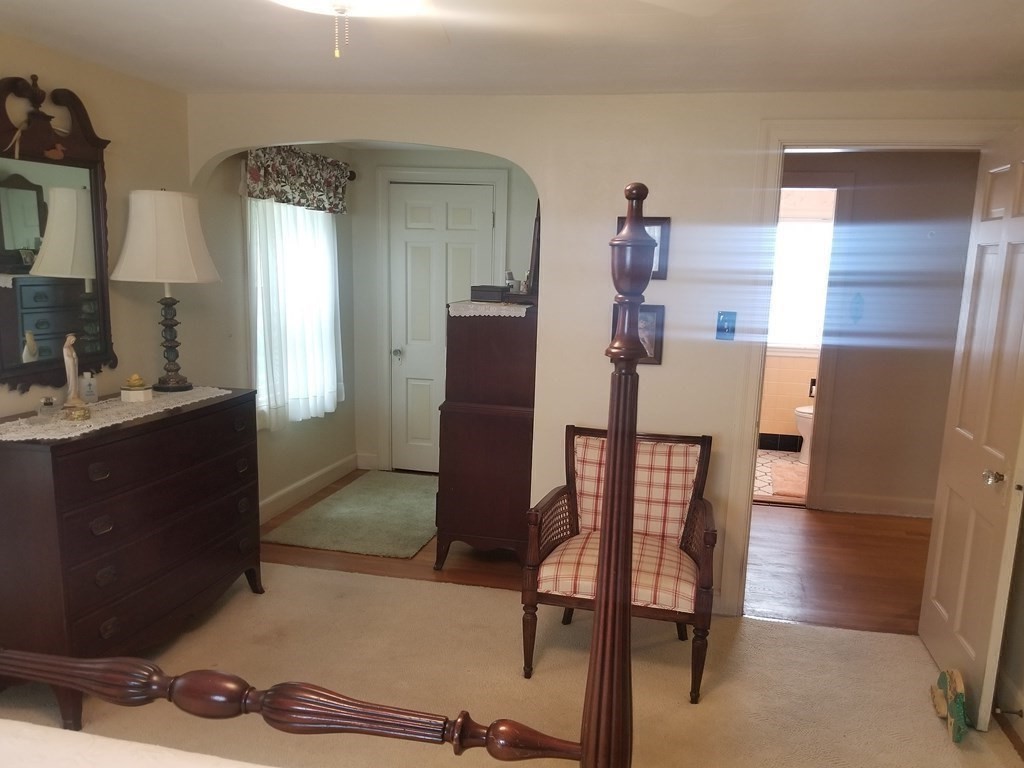 34 Landon Road Milton, MA 02186 - Photo 5 of 36 Gallery Image 5