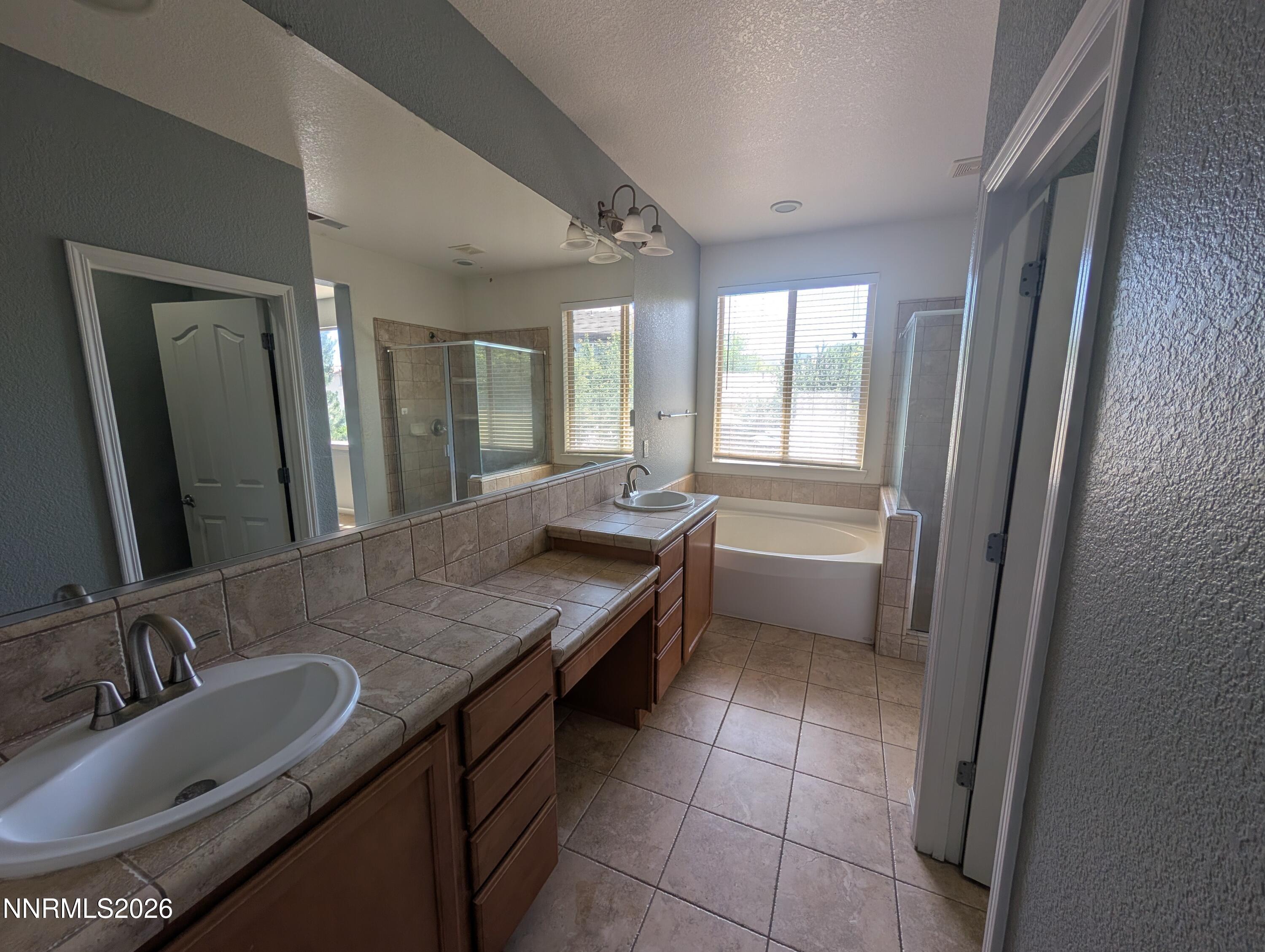 550 Martingale Court Reno, NV 89521 - Photo 19 of 36 Primary Bedroom