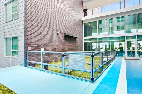 $4,800 | 1000 Girod Street, Unit PH2, New Orleans, LA 70113