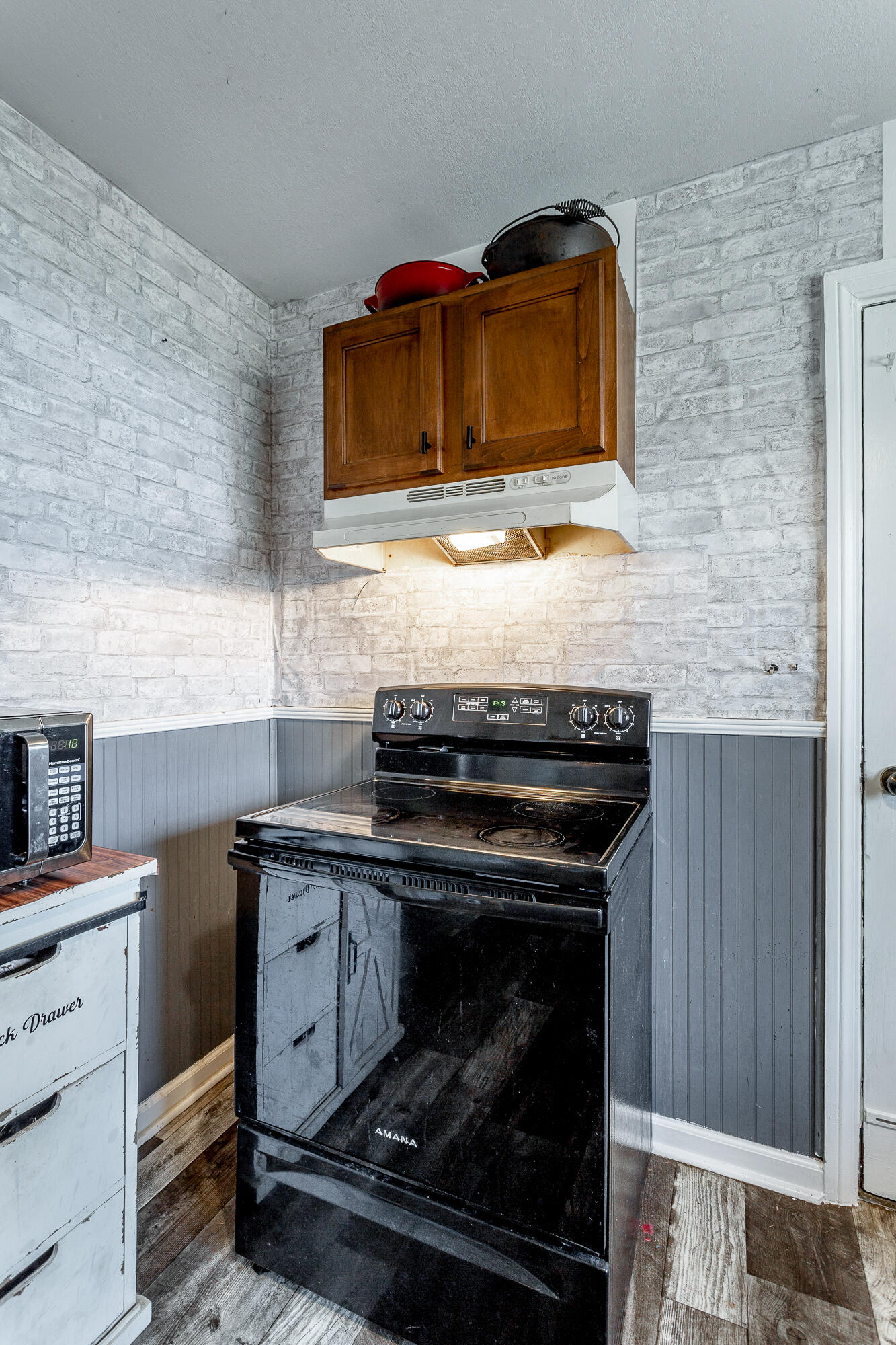 1037 Lansdell Road East Ridge, TN 37412 - Photo 24 of 35 Kitchen