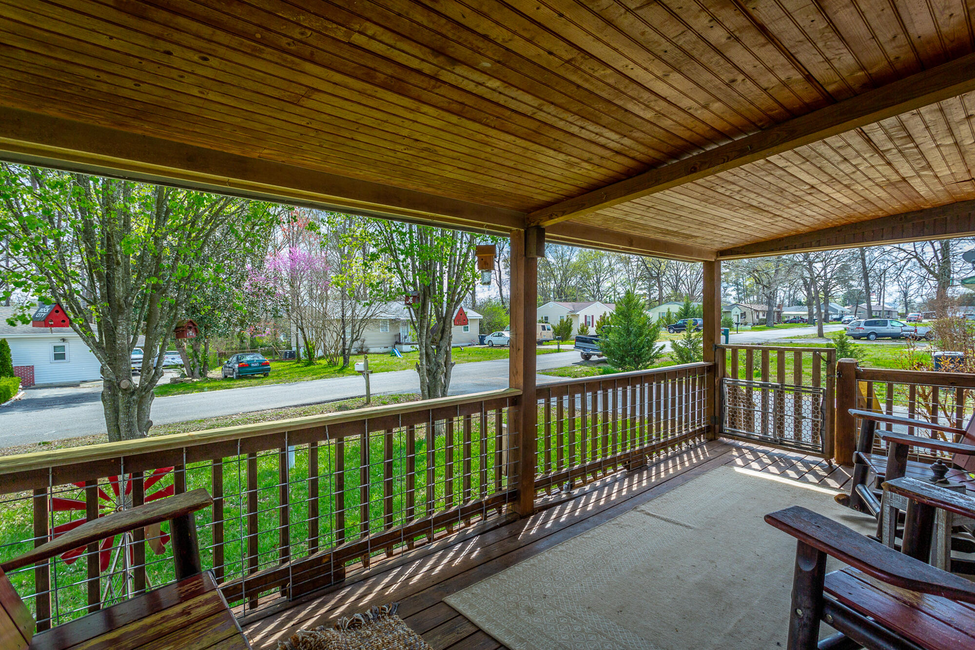 1037 Lansdell Road East Ridge, TN 37412 - Photo 5 of 35 Porch