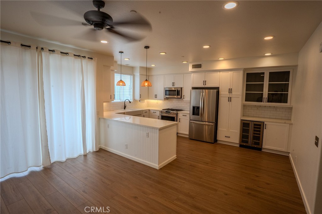 6237 Surfcove Circle Huntington Beach, CA 92648 - Photo 13 of 34