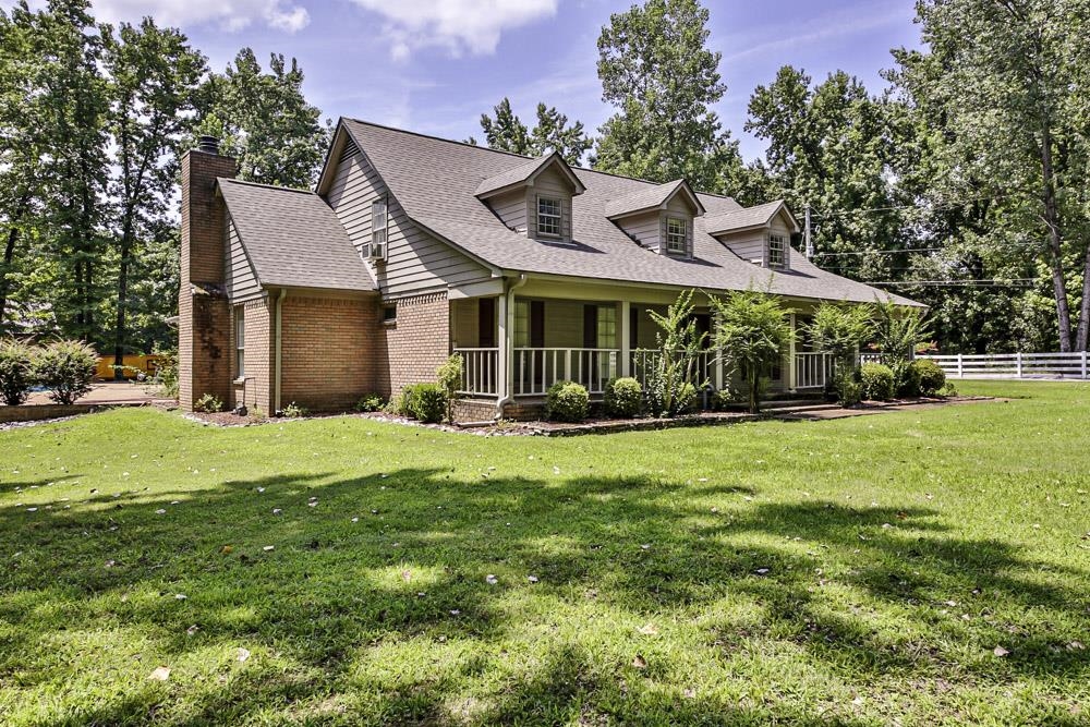 3693 Brunswick Road Bartlett, TN 38133 - Photo 5 of 30 New england style home featuring a front lawn