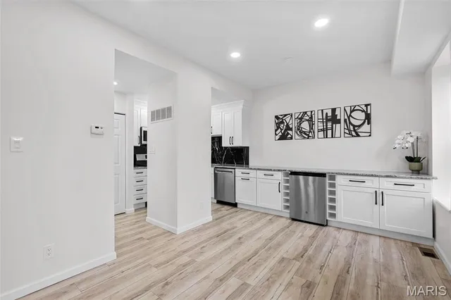 $199,900 | 327 North Boyle Avenue, Unit E4, St. Louis, MO 63108