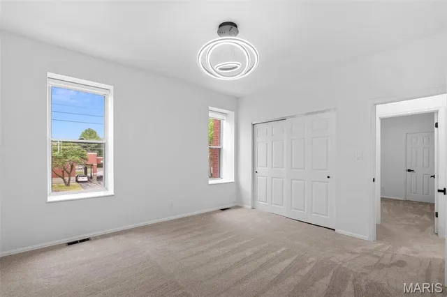 $199,900 | 327 North Boyle Avenue, Unit E4, St. Louis, MO 63108