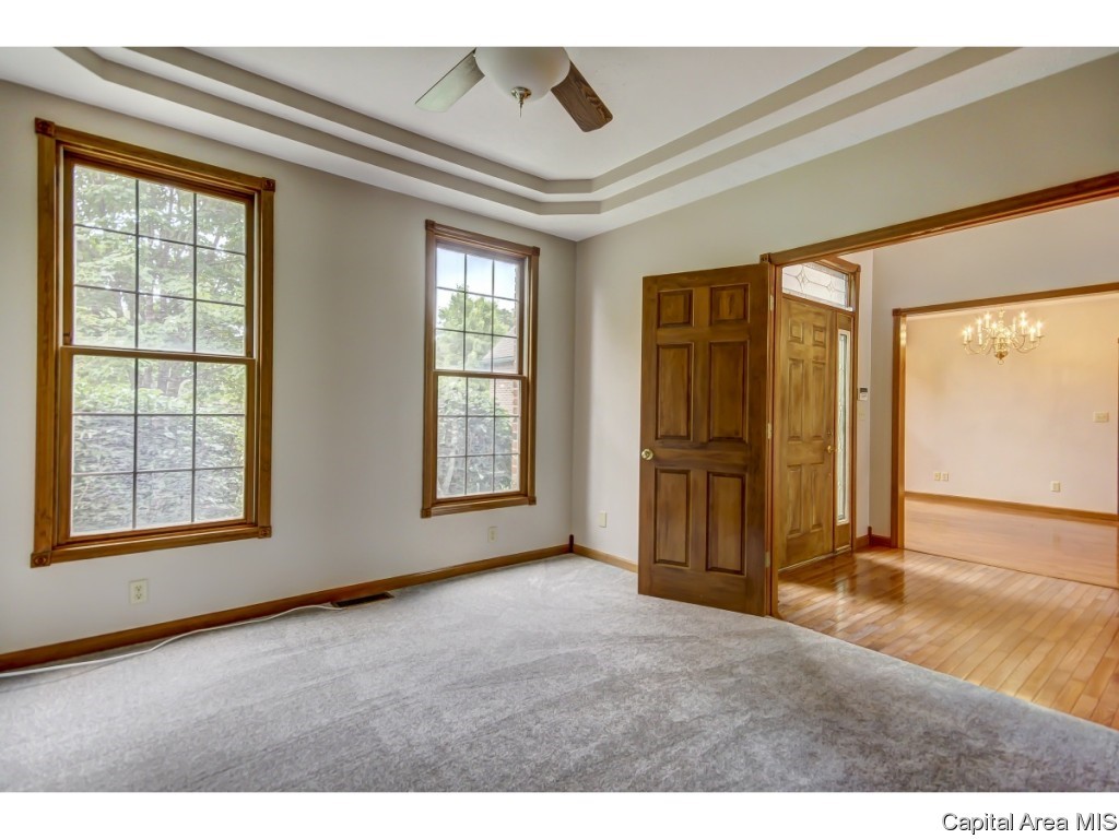 1 Woodland Trail Rochester, IL 62563 - Photo 4 of 33 Gallery Image 4