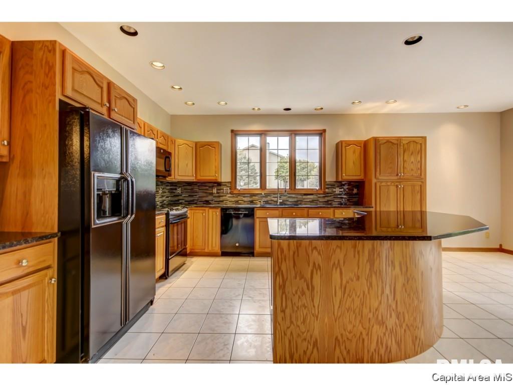 1 Woodland Trail Rochester, IL 62563 - Photo 10 of 33 Gallery Image 10