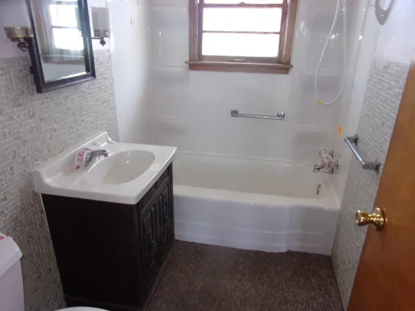 $69,000 | 130 West Murphy Street, Pontiac, IL 61764