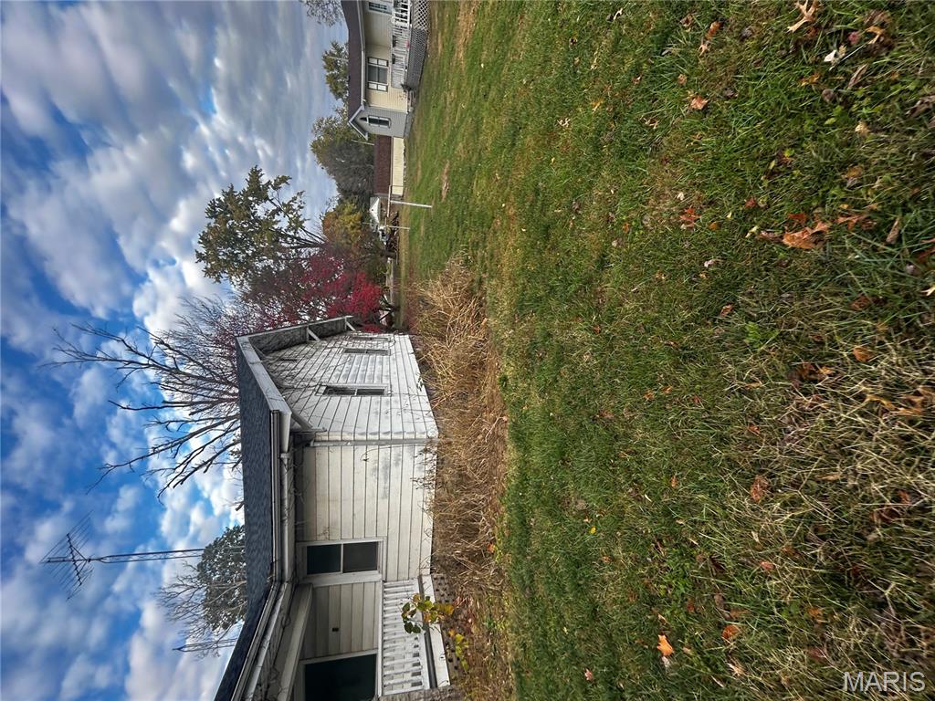 207 Prairie Street Raymond, IL 62560 - Photo 3 of 50