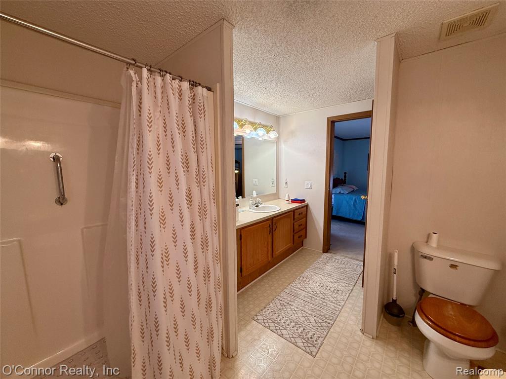 3333 Ravenswood Road, Unit 61 Marysville, MI 48040 - Photo 8 of 18