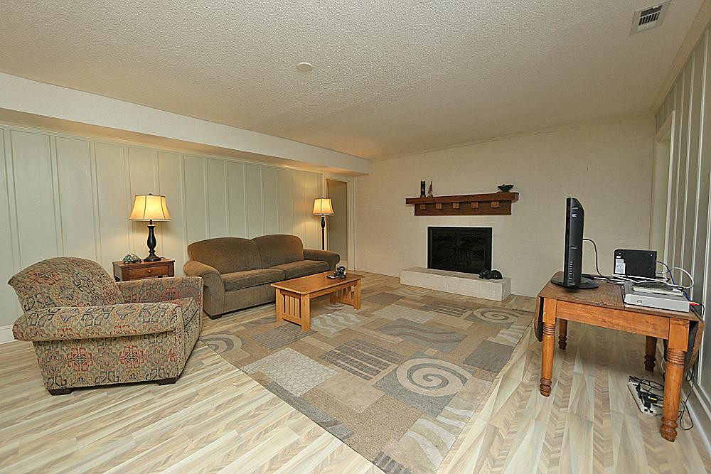 6809 Jean Drive Raleigh, NC 27612 - Photo 8 of 20 Family Room