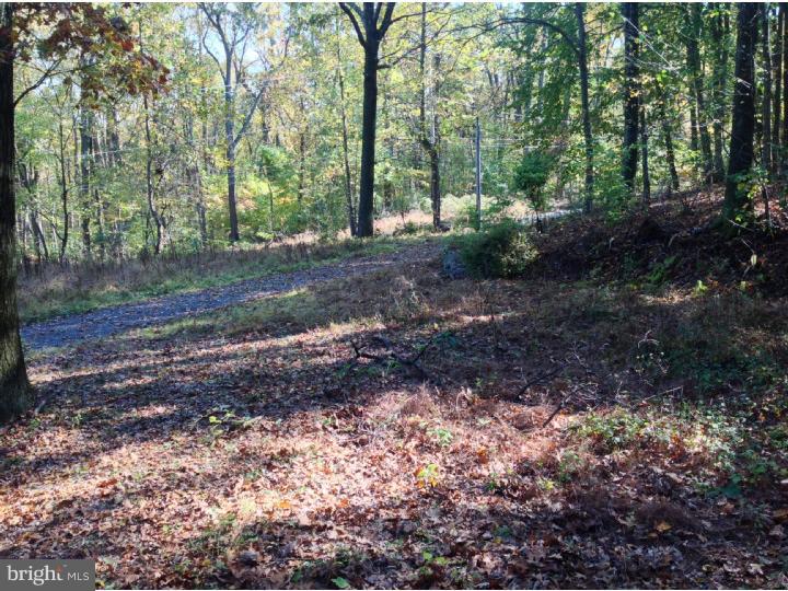 2121 Coventryville Road Pottstown, PA 19465 - Photo 21 of 21 Front Yard