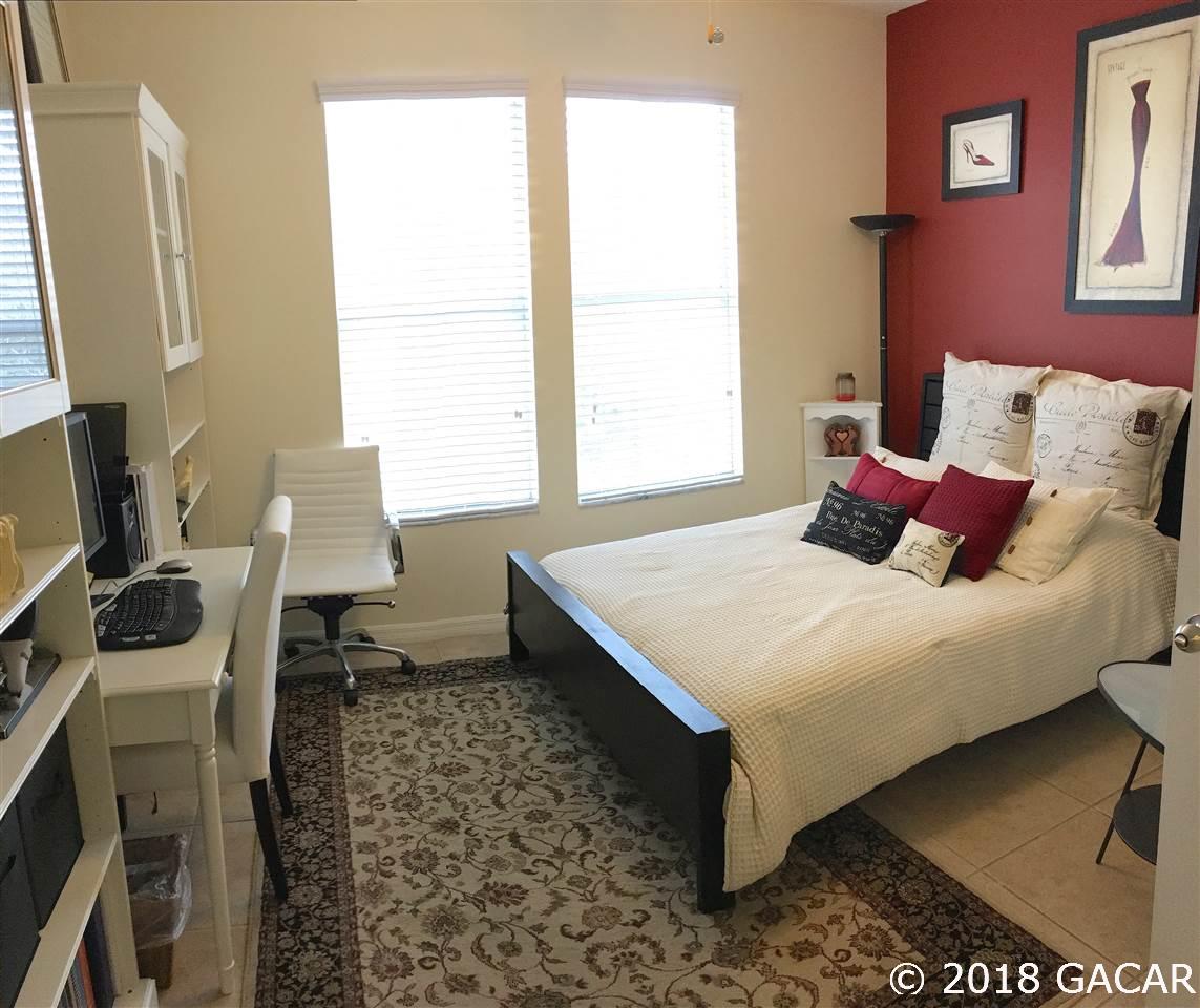 1245 Southwest 9th Road, Unit 301 Gainesville, FL 32601 - Photo 10 of 15