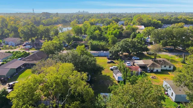 $169,000 | 321 East Lorino Street, Houston, TX 77037