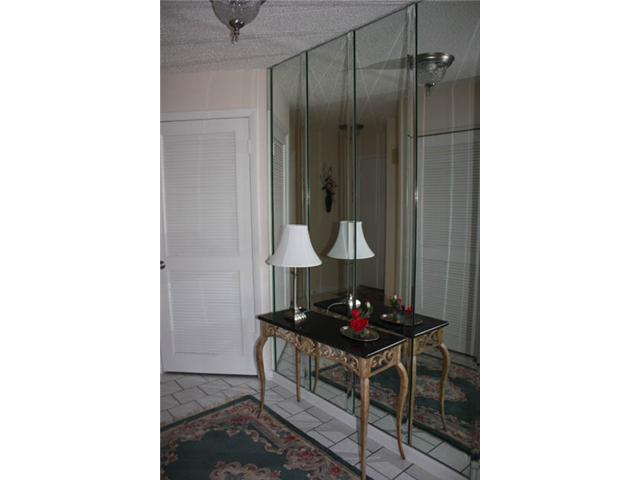 1155 Reef Road, Unit D4 Vero Beach, FL 32963 - Photo 12 of 16 Gallery Image 12