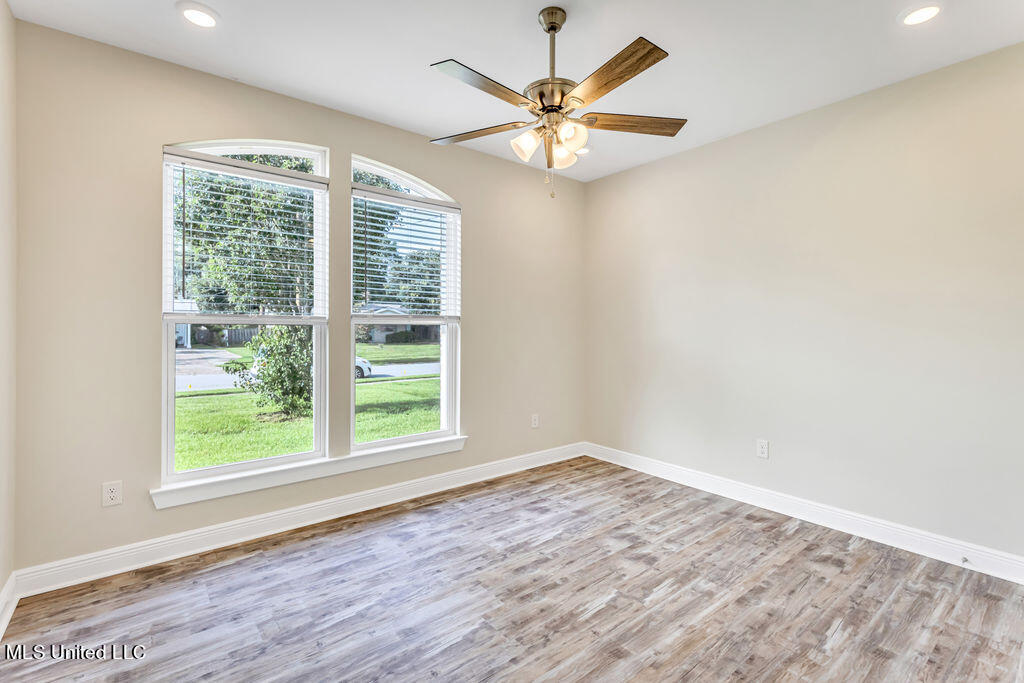 2502 Ridgewood Road Ocean Springs, MS 39564 - Photo 20 of 30 2502RidgewoodRd-20