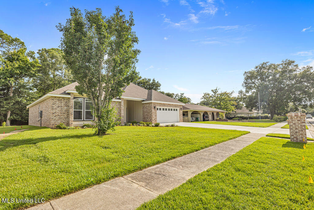 2502 Ridgewood Road Ocean Springs, MS 39564 - Photo 3 of 30 2502RidgewoodRd-3