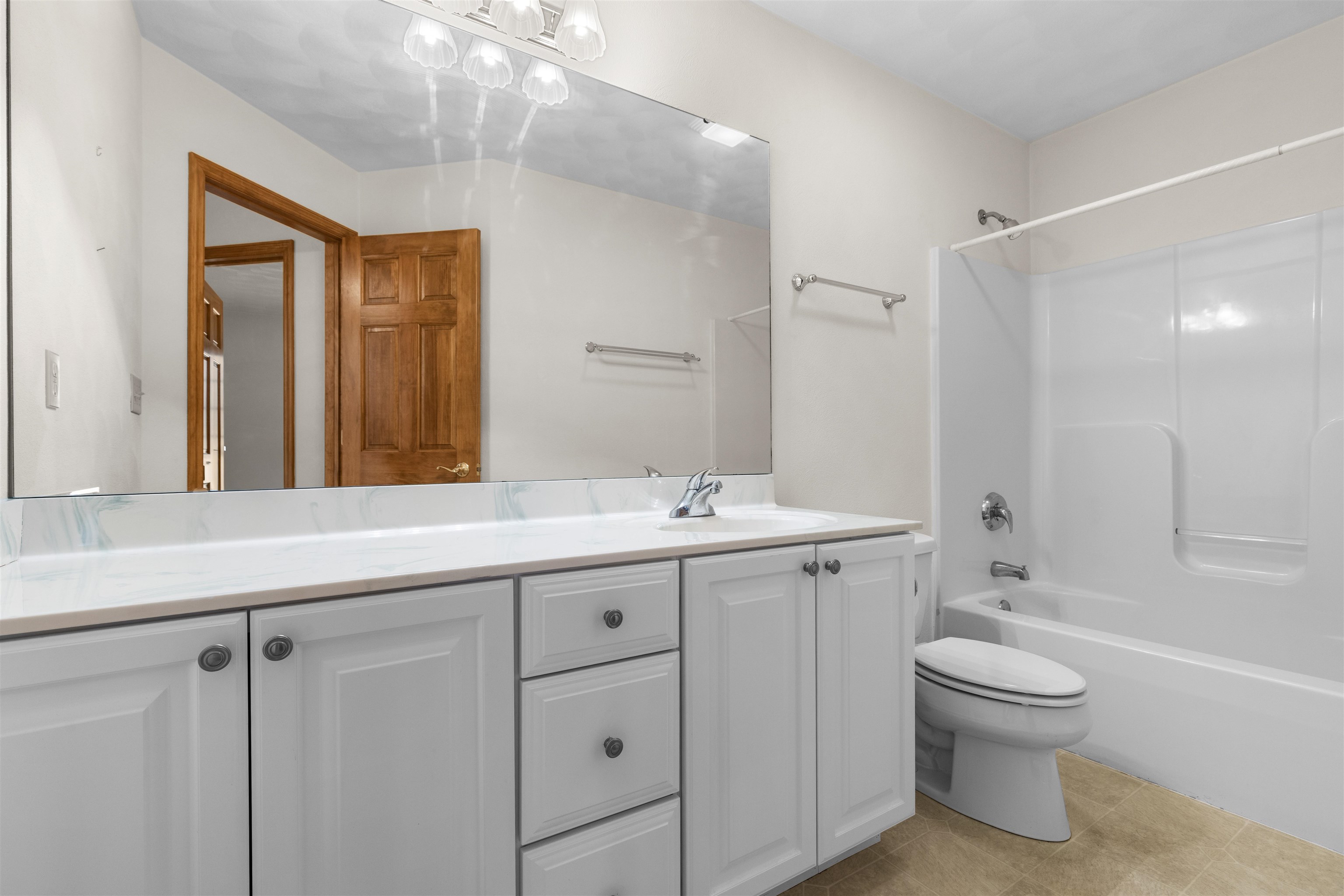 8317 Snaresbrook Road Roscoe, IL 61073 - Photo 20 of 45