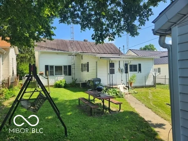 $68,900 | 347 East North Street, Dunkirk, IN 47336