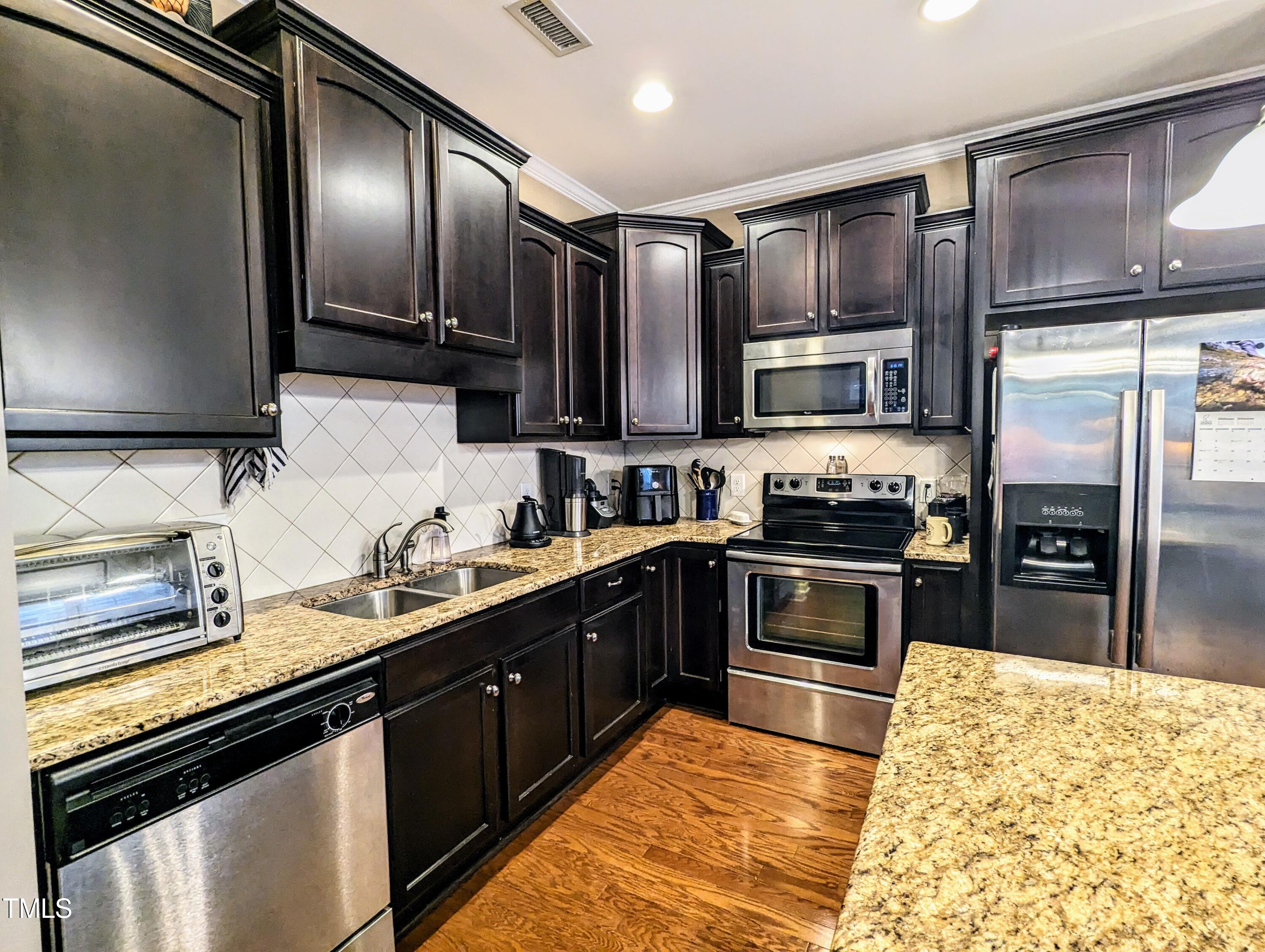2447 Memory Ridge Drive Raleigh, NC 27606 - Photo 6 of 37 PXL_20240412_222035838