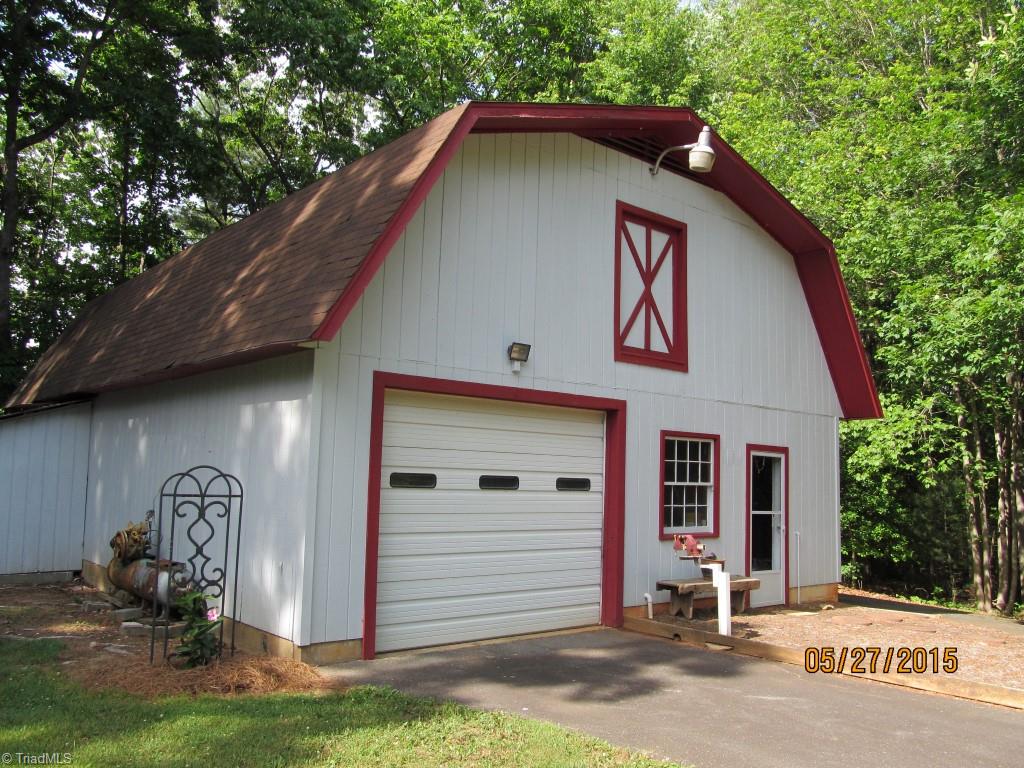 200 Hodges Mill Road Dobson, NC 27017 - Photo 11 of 29 Gallery Image 11