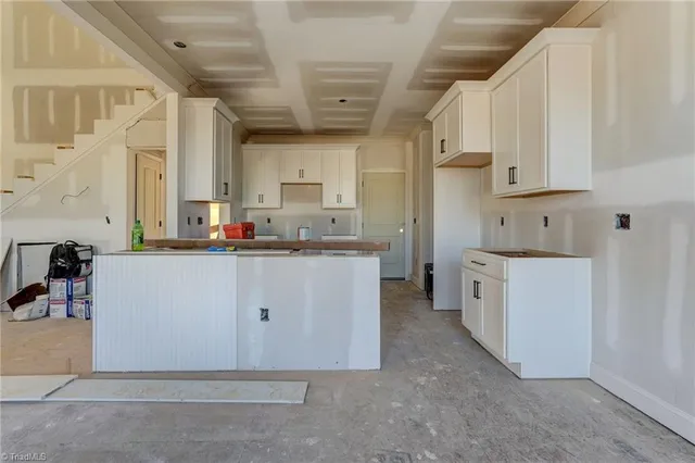 $475,000 | 101 Shady Spg Drive, Reidsville, NC 27320