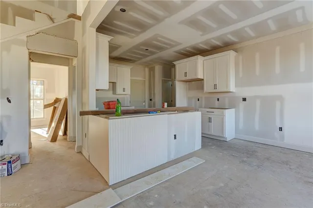 $475,000 | 101 Shady Spg Drive, Reidsville, NC 27320