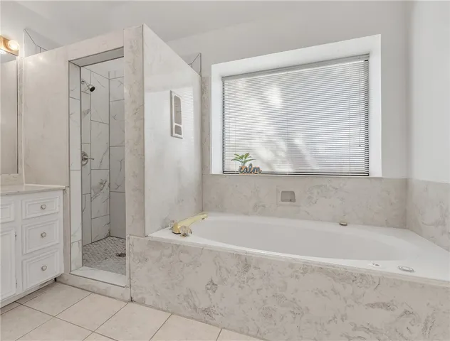 $419,000 | 204 Hearthstone Circle, College Station, TX 77840