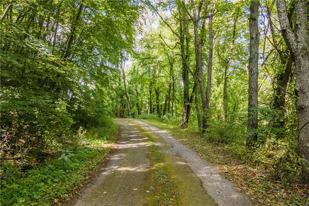 2915 Kane Road Aliquippa, PA 15001 - Photo 1 of 31 Driveway