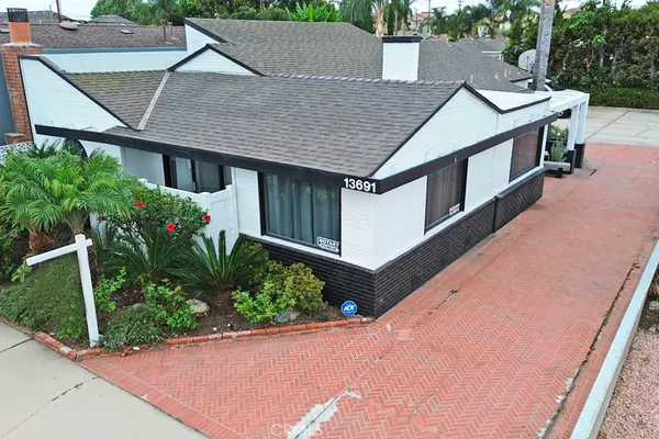 $925,000 | 13691 Red Hill Avenue, Tustin, CA 92780