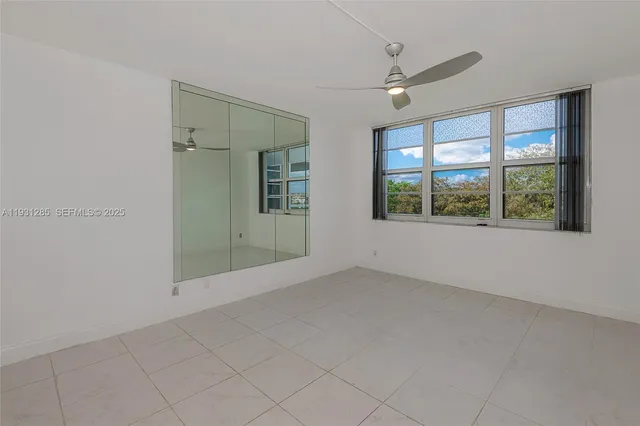 $2,400 | 625 Oaks Drive, Unit 503, Pompano Beach, FL 33069