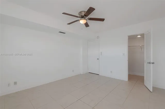 $2,400 | 625 Oaks Drive, Unit 503, Pompano Beach, FL 33069