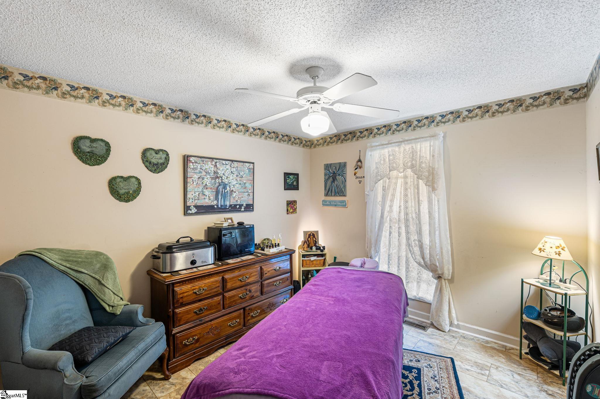 430 Tanyard Road Greenville, SC 29609 - Photo 11 of 18 Gallery Image 11