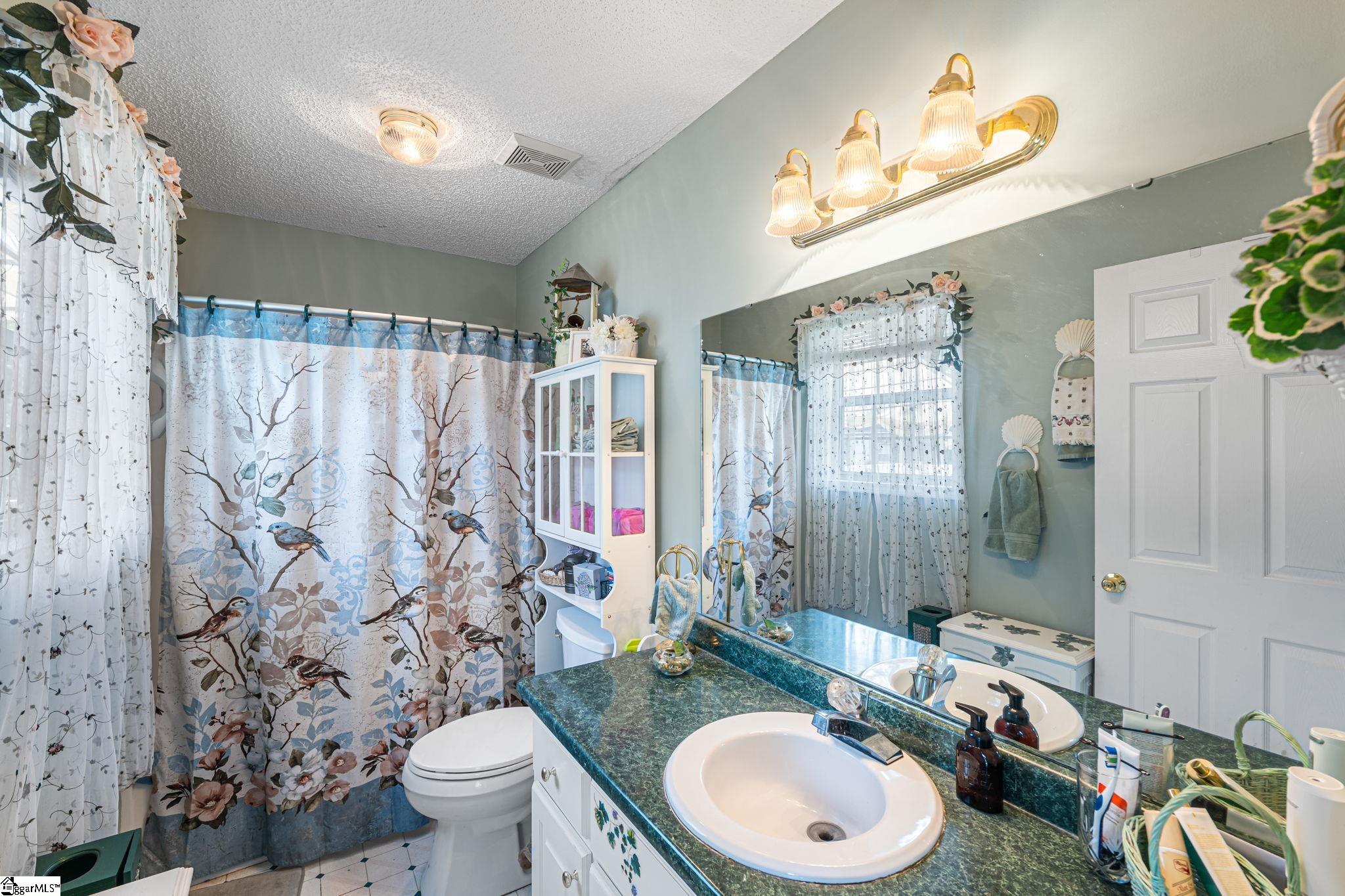 430 Tanyard Road Greenville, SC 29609 - Photo 14 of 18 Gallery Image 14