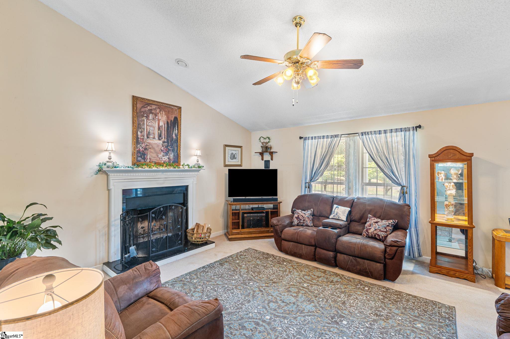 430 Tanyard Road Greenville, SC 29609 - Photo 9 of 18 Gallery Image 9