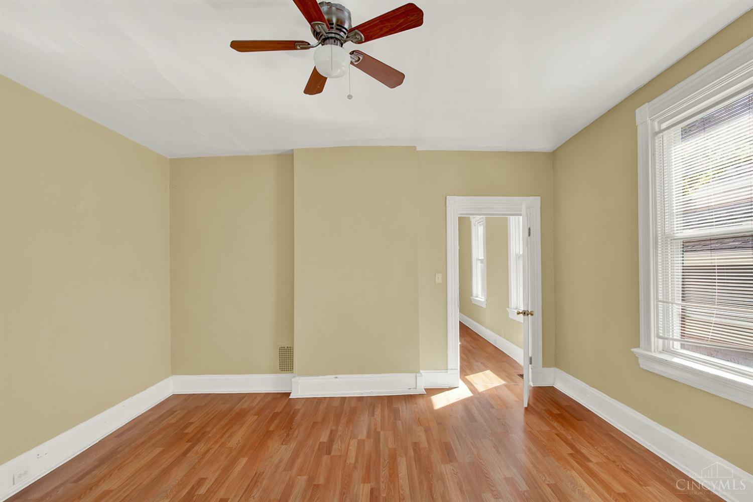 2208 Ravine Street Cincinnati, OH 45219 - Photo 30 of 53