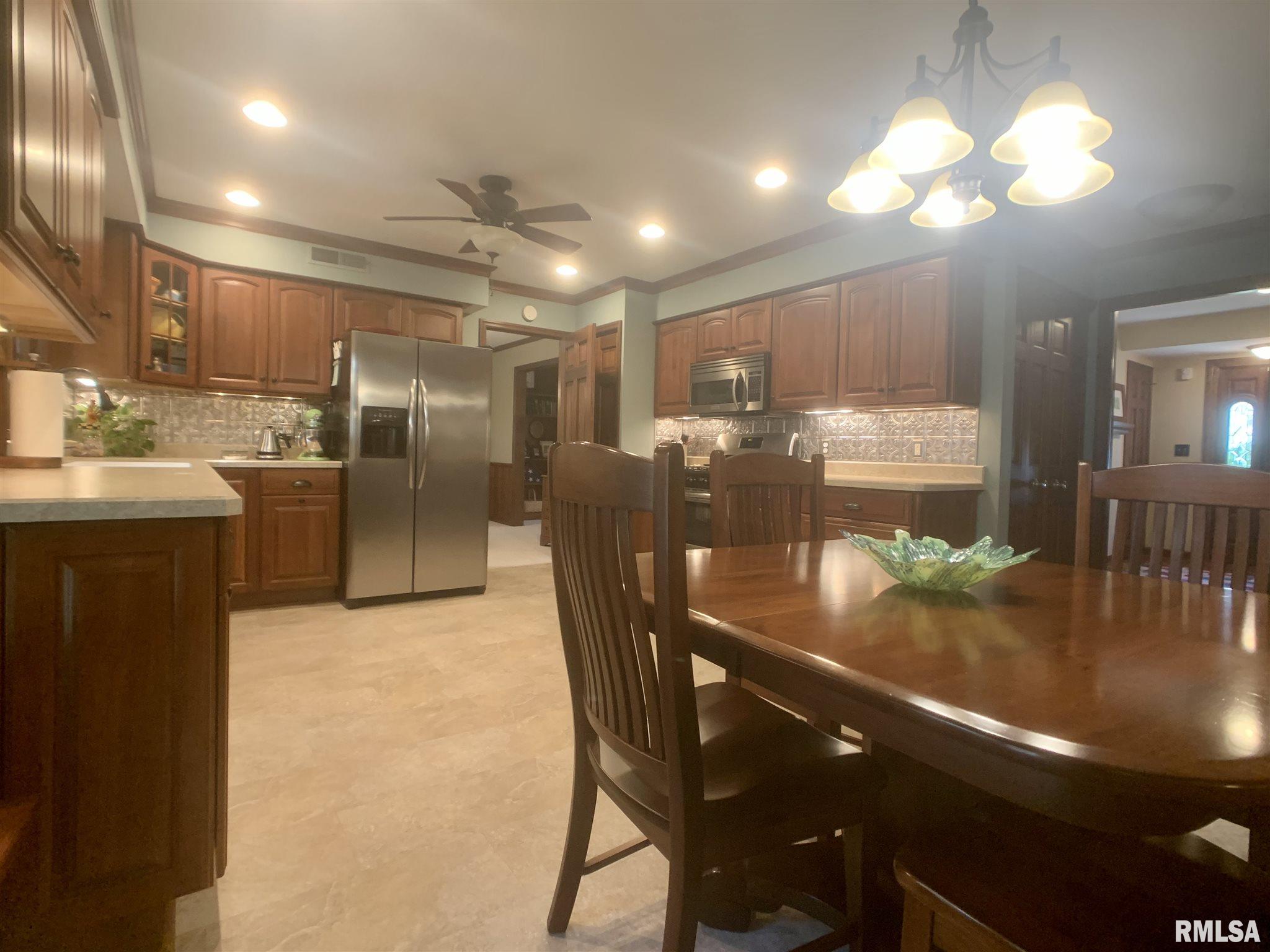 500 South Bradfordton Road Springfield, IL 62711 - Photo 17 of 43