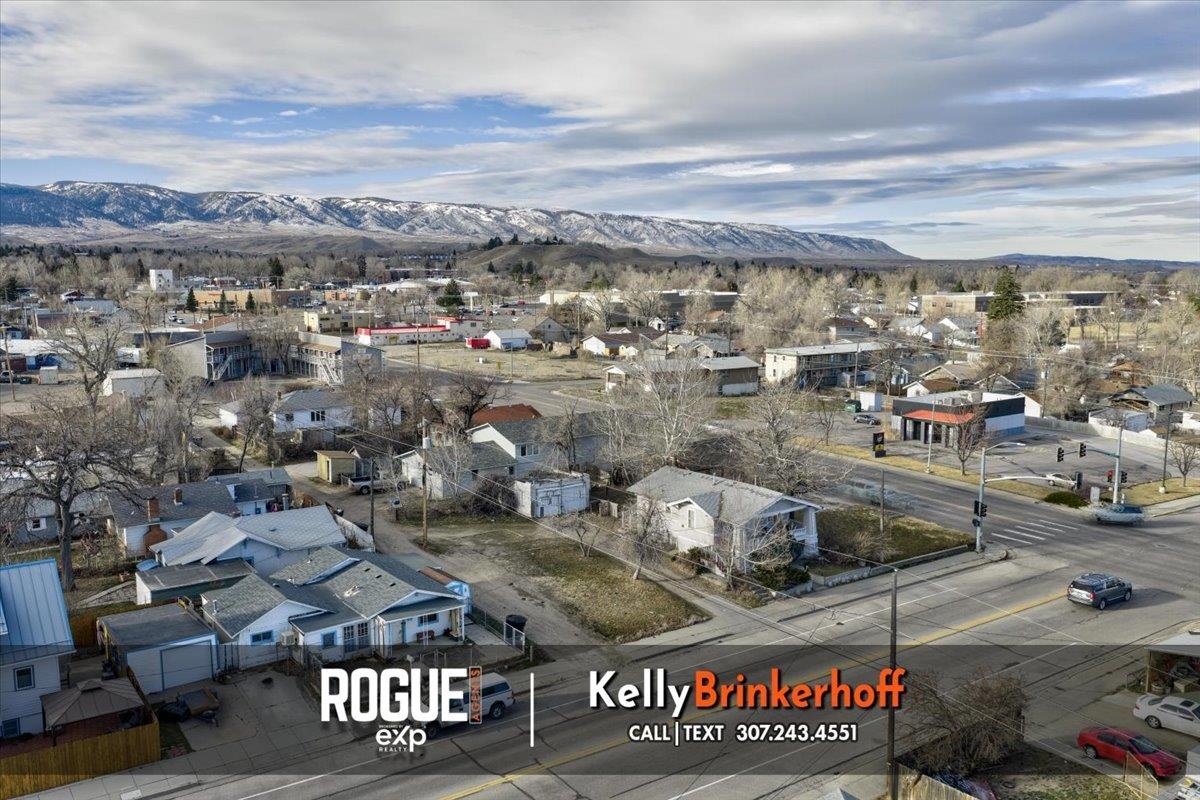 925 West 13th Street Casper, WY 82601 - Photo 6 of 9