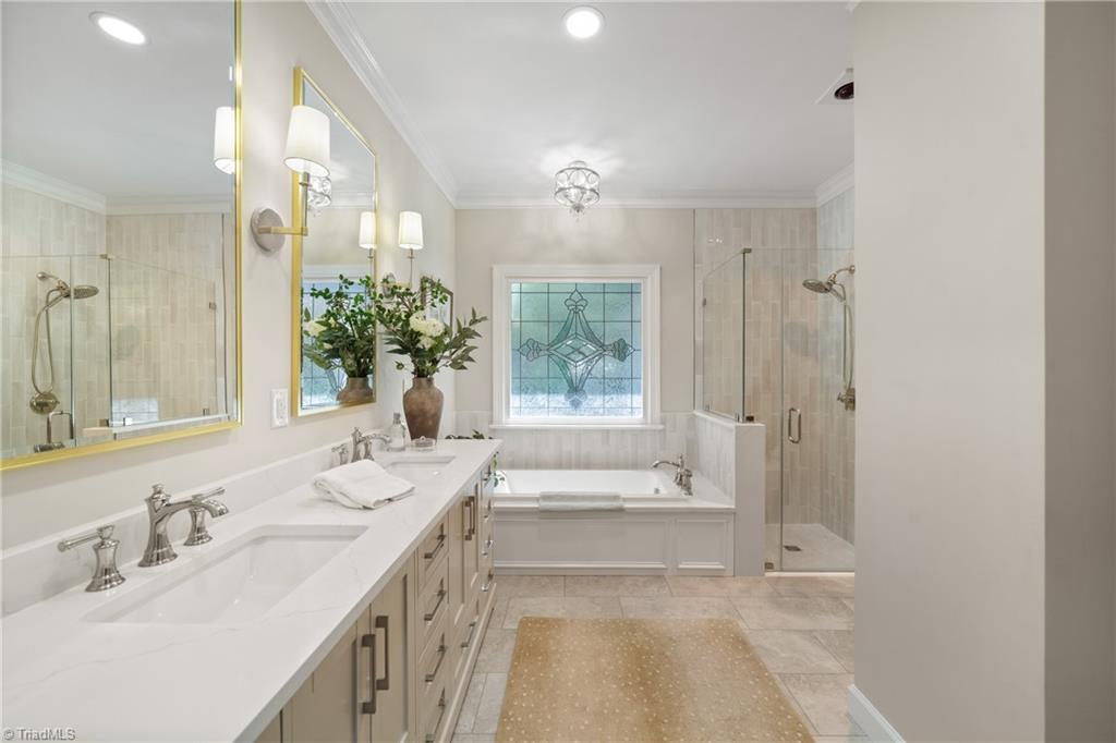 127 Wellesborough Road Winston-Salem, NC 27104 - Photo 36 of 50 Primary Bath Room