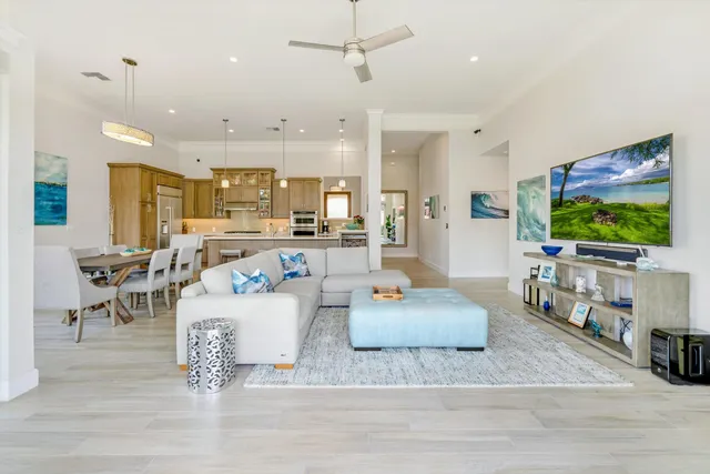 $1,875,000 | 1323 Umeke Circle, Unit 102, Kihei, HI 96753