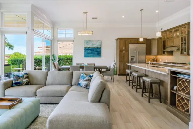 $1,875,000 | 1323 Umeke Circle, Unit 102, Kihei, HI 96753