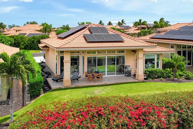 $1,875,000 | 1323 Umeke Circle, Unit 102, Kihei, HI 96753