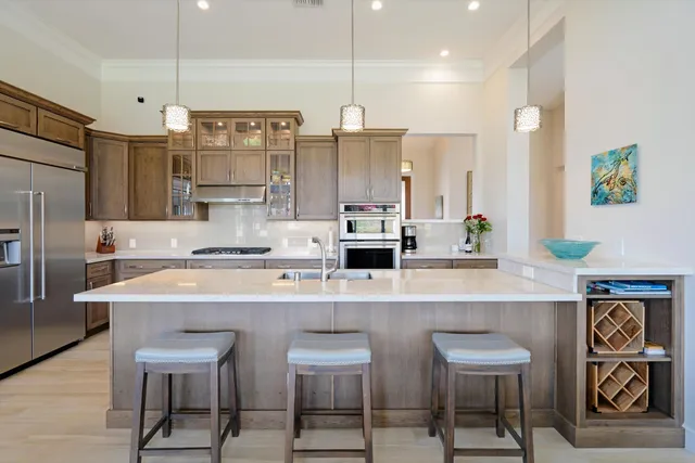 $1,875,000 | 1323 Umeke Circle, Unit 102, Kihei, HI 96753