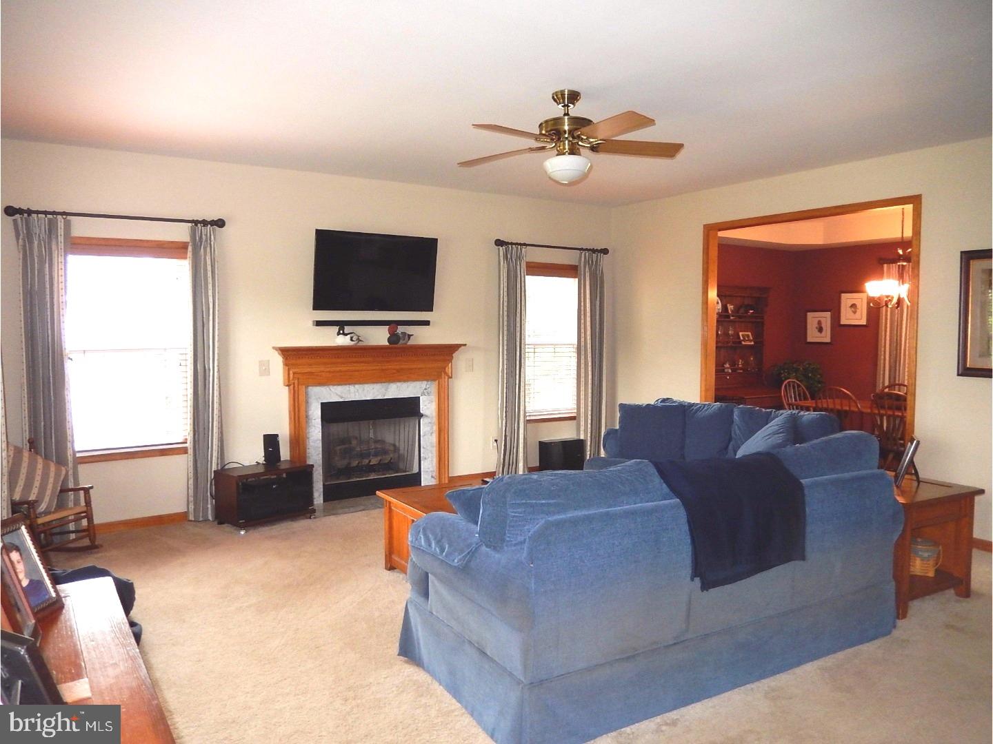 147 Winding Ridge Road Dover, DE 19904 - Photo 4 of 19 Living Room